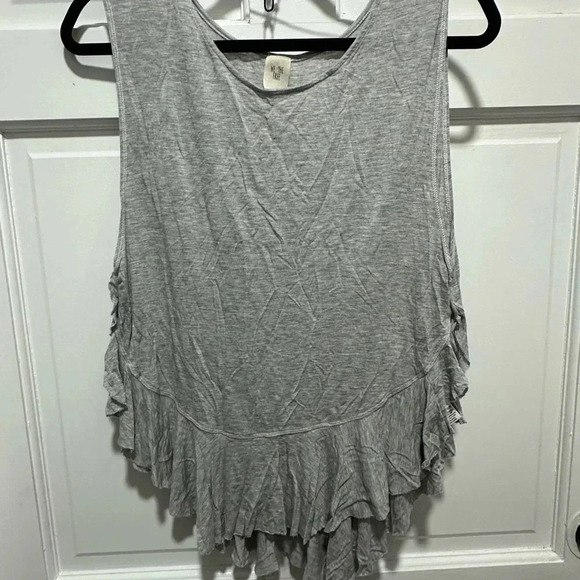 Free People Gray Uptown Ruffle Tank NWOT Size Small - Picture 2 of 4